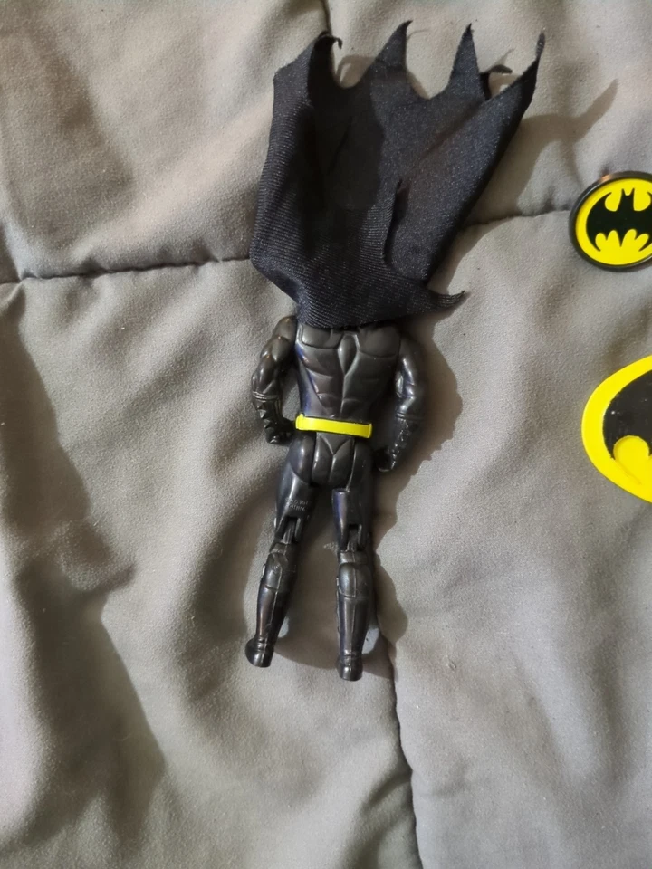 Figura De Colección Batman 1988 Con Cape DC Comics Kenner Michael Keaton  Foto 3 de 4
