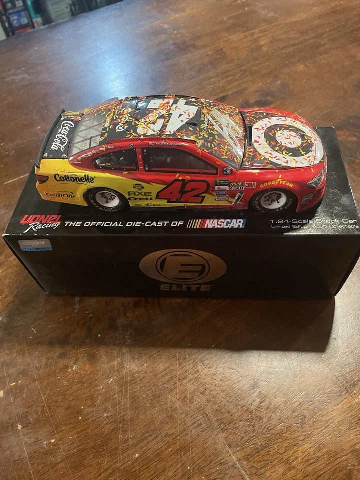 2017 Kyle Larson Michigan Raced Win 亲笔签名 Elite 1/24 比例 NASCAR 压铸 — 第 4/4 张图片