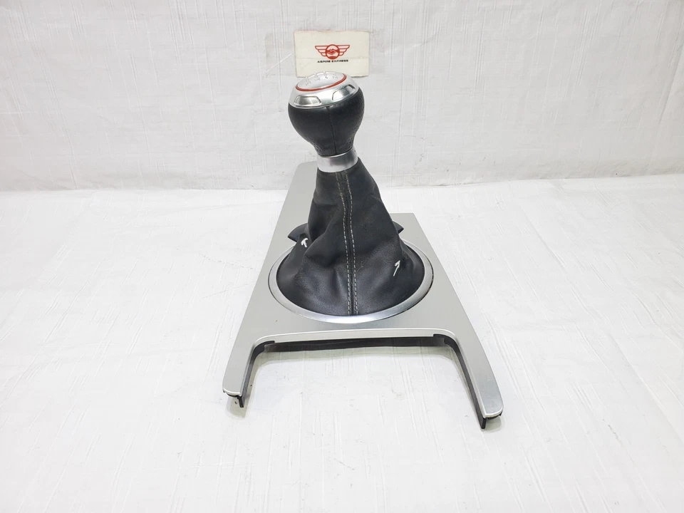 2012-2013 AUDI TT RS Automatic Transmission Gear Shifter Knob Boot Trim Bezel Foto 3 de 4