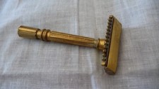 #319 vtg GEM Micromatic Gold tone  RAZOR
