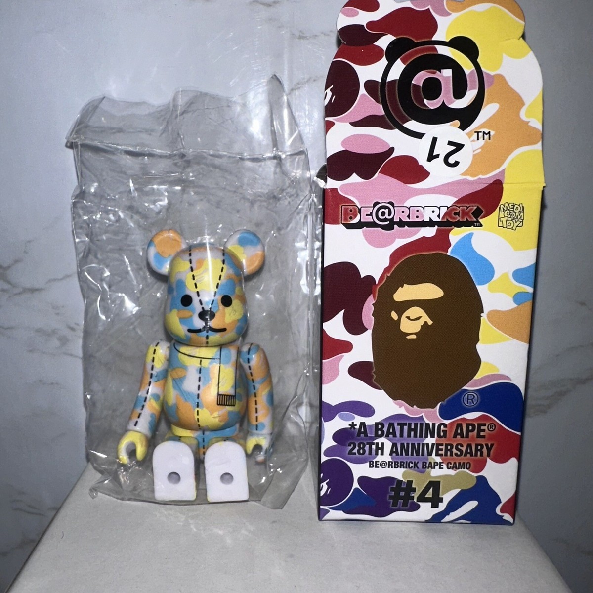 ベアブリック BE@RBRICK A BATHING APE 28TH CAMO A BATHING APE® 28TH ANNIVERSARY BE@RBRICK BAPE® CAMO #1 – us