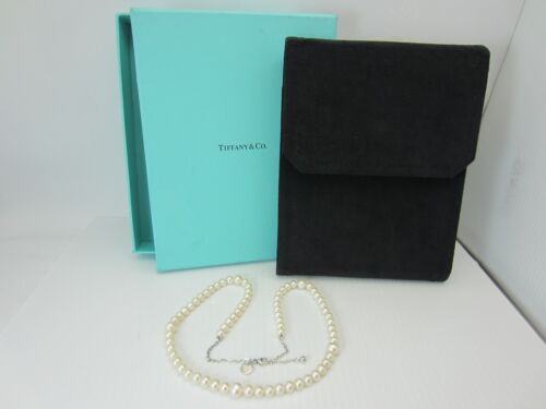 Tiffany & Co. Ziegfeld Cultured Pearl Necklace 7.75 to 6 mm. 20 to 16.5 in. - Picture 4 of 15