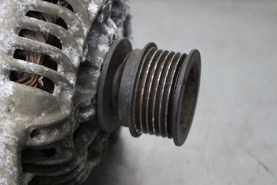 2000 BMW Z3 Roadster 2.3L Alternator Generator OEM LM51 - Image 4 of 4