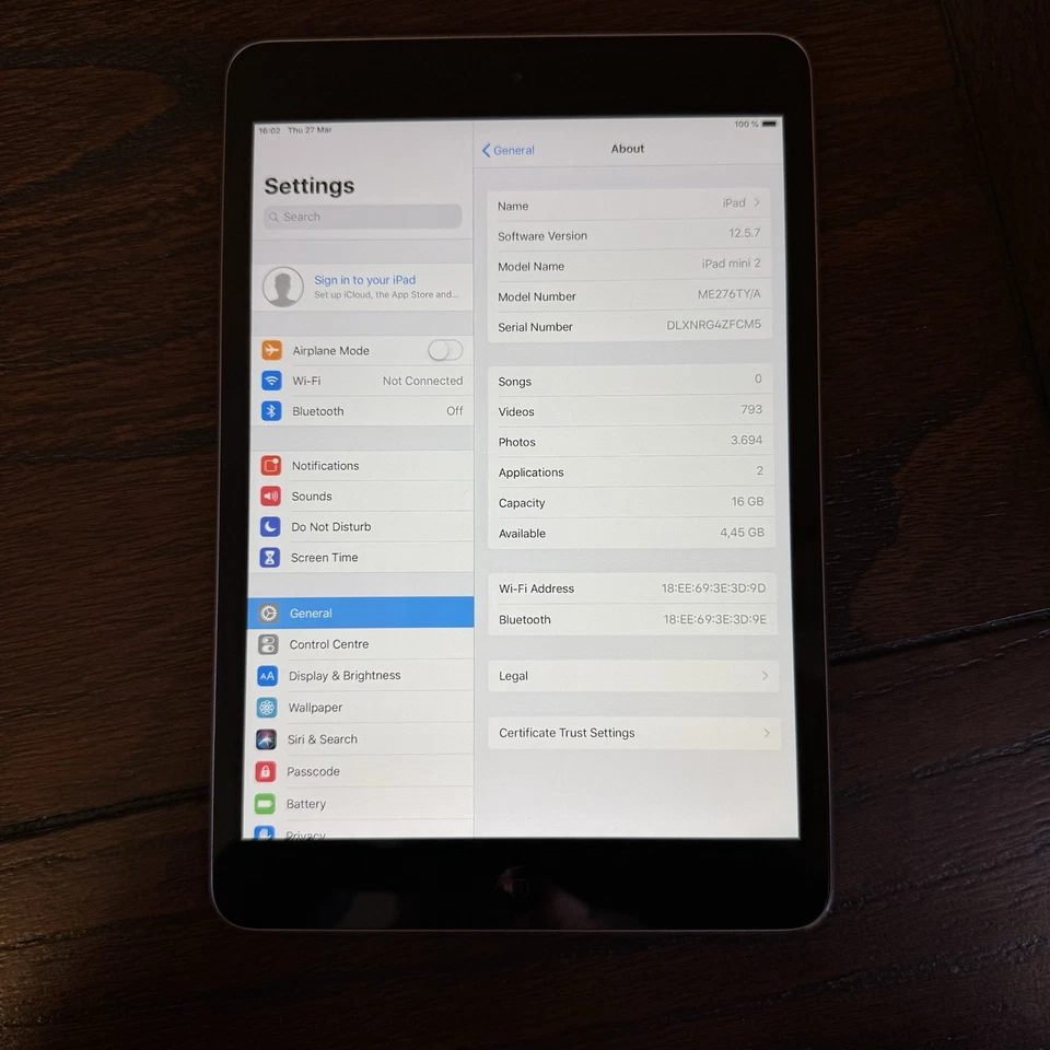 Apple iPad Mini 2 - 16GB - WiFi - 7,9" Pantalla Retina - Gris espacial - A1489 - Imagen 2 de 4