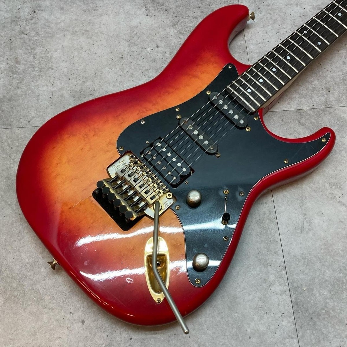 Fender Japan STR-75 Stratocaster Cherry Red Sunburst Made in Japan