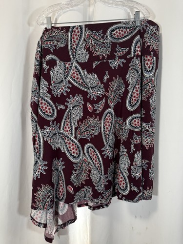 Lane Bryant Skirt Size 26/28 (4X) Flare Asymetrical Purple Paisley - Picture 2 of 4