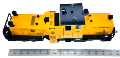 LGB 20670 Track Cleaning Track Cleaning Diesel Locomotive - Yellow