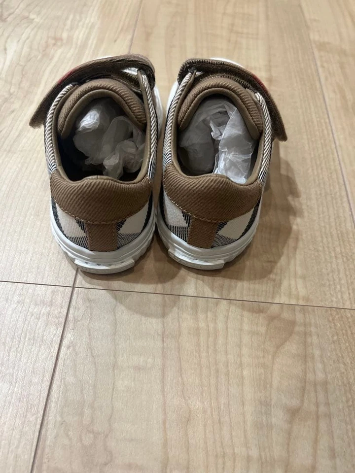 Burberry Baby Shoes 13cm US 6 Infant Sneakers New Unused Check Pattern No Box - Image 2 of 4