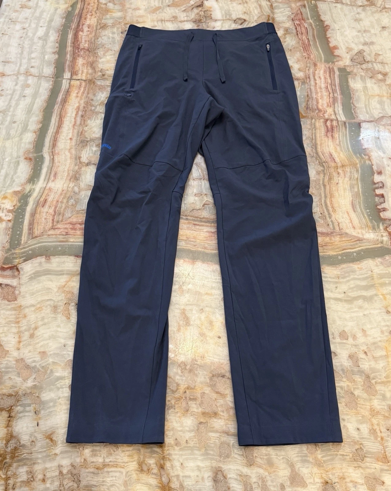Patagonia Hiking Pants Mens 33x31 Blue Lightweight Stretch Outdoor Trail Pants
Opens in a new window