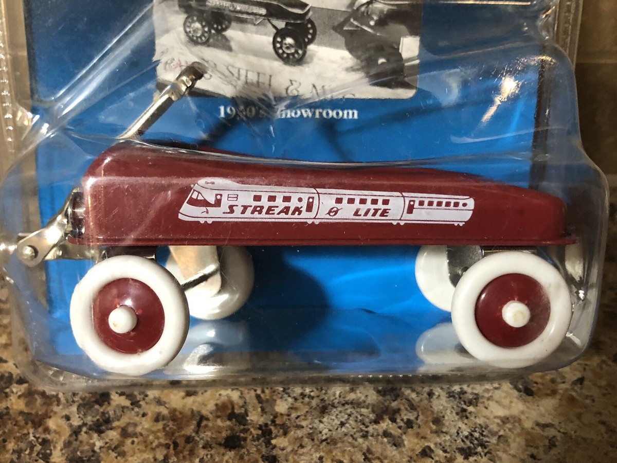 ラジオフライヤーRadio Flyer The STREAK LITE ミニ Miniature Radio Flyer Streak O Lite Wagon model #3 Nib | eBay