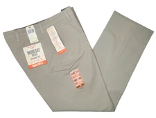 Dockers #11485 NEW Men's Flat Front Straight Fit Workday Khaki Pants MSRP $66