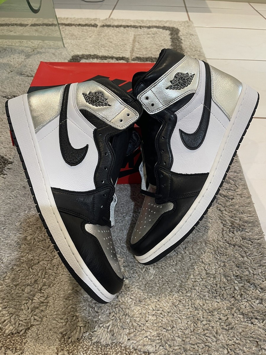 Nike Air Jordan 1 Retro High Silver Toe (W) CD0461-001 Women Nike Air Jordan 1 Retro High Silver Toe (W) CD0461-001 Women