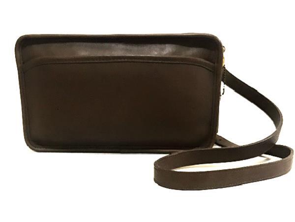 MINT Coach Vtg 90's Taupe Leather Mini Compartment Zip