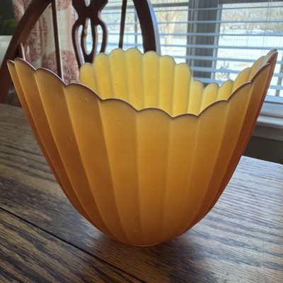 ZODAX Ribbed Burnt Orange Tulip Vase  5.75  X5  Tall