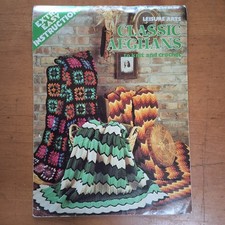 LEISURE ARTS 1974 Classic Afghans to Knit and Crochet Leaflet 44