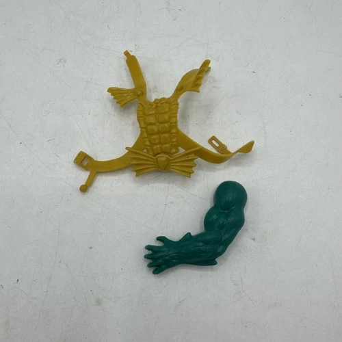 Merman Action Figure He-Man MOTU Chest Armor and Arm Vintage 80s Accessories