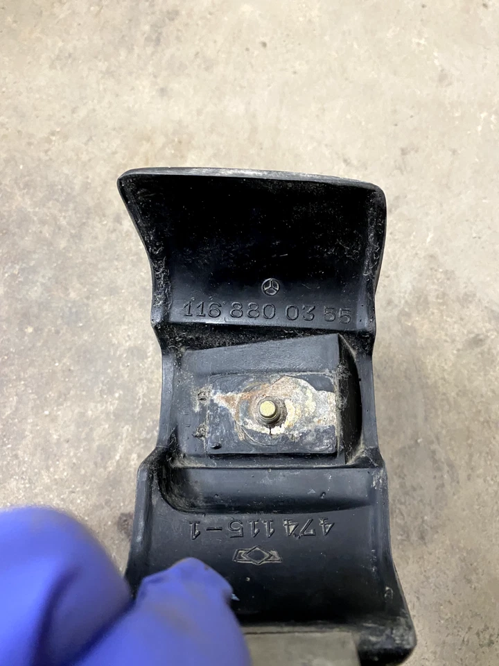 1973-1980 OEM 450 SE, SEL pieza de parachoques delantero izquierdo, Mercedes-Benz W116 1168800355 Foto 3 de 4