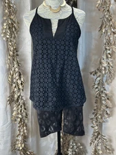 Athleta Black Eyelet Lace Tank Top Small Boho Summer Beachy Tassel Detail