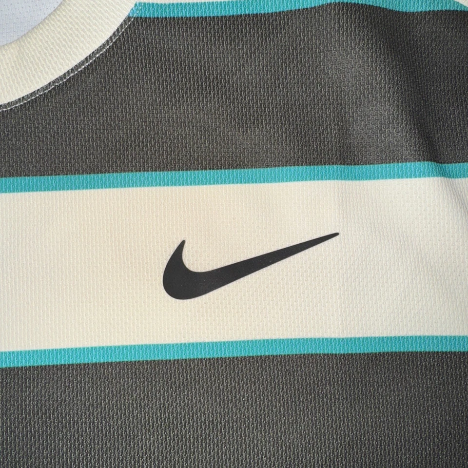 Camisa Tenis Nike Hombre Mediana Blanca Pálida Carlos Alcaraz Roland Garros Abierto de Francia Foto 4 de 4