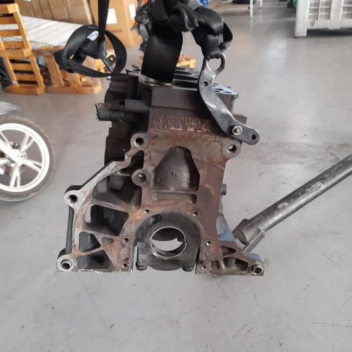 03G103011R Blocco per VOLKSWAGEN PASSAT BERLINA (3C2) Advance 2006 2846692 - Foto 5 di 6