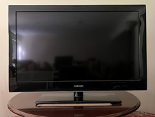 Samsung LCD TV 40 inches