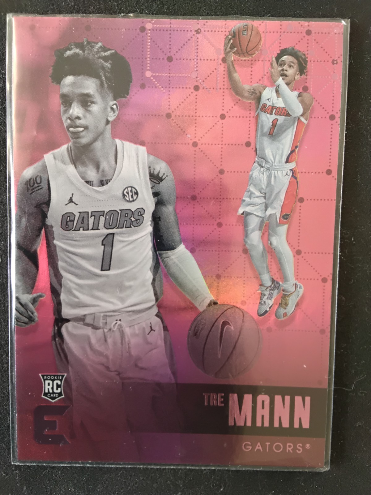 2021-22 Panini Chronicles Draft Picks - Essentials Tre Mann #114 Pink (RC)