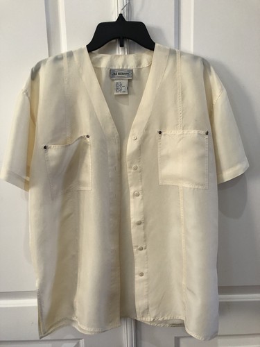 Silk Exchange Blouses Size S Ivory Short Sleeve Button-down Pockets 100% Silk - Picture 4 of 16