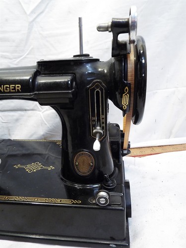 Singer Featherweight Sewing Machine 1950 221 Anniversary Centennial 221K w/ Case - Picture 3 of 11