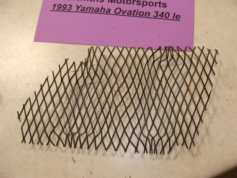 Yamaha Ovation LE CS340e 1993 capó ventilación pantalla parrilla Foto 3 de 4