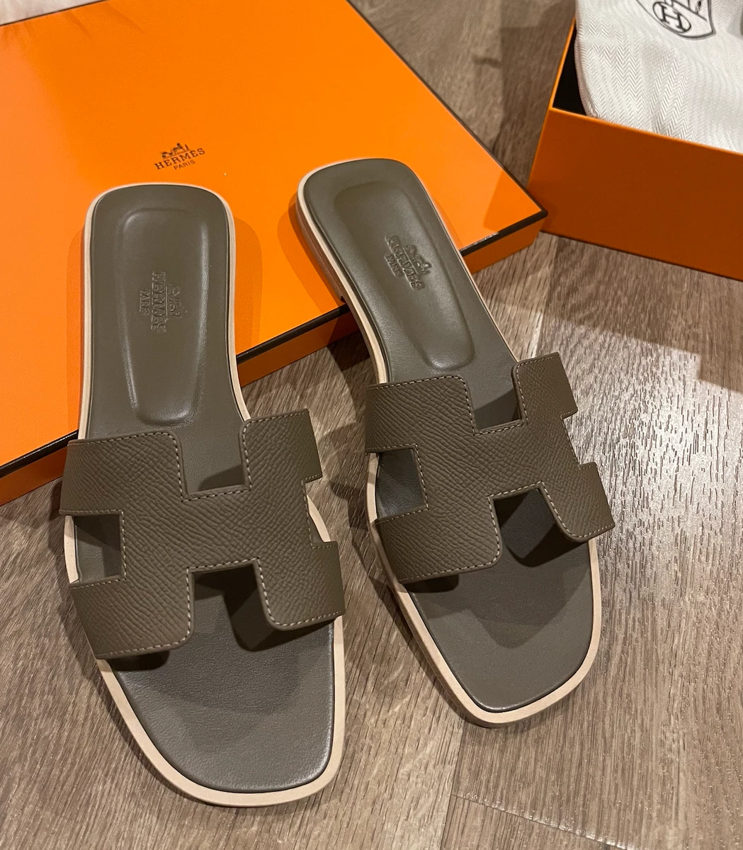 Hermes classic Oran sandals in epsom etoupe