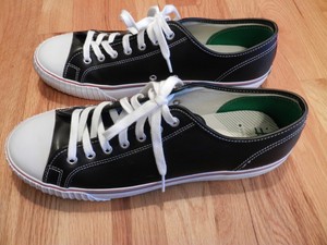 pf flyer tennis shoes