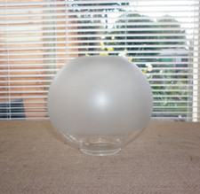 VINTAGE 3/4 FROSTED GLASS GLOBE OIL LAMP SHADE 20
