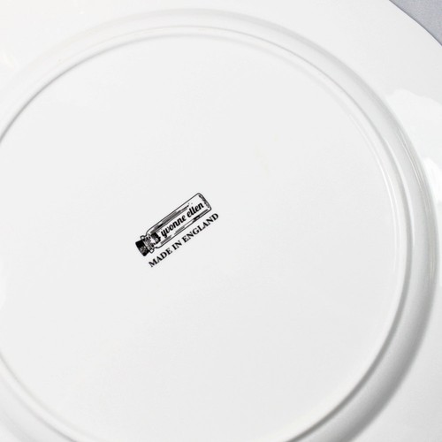 NEW Yvonne Ellen Monochrome Giraffe Plate Set 2pce - Picture 3 of 6
