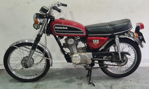 Honda CB125S classic motorcycle motorbike - Picture 2 of 15