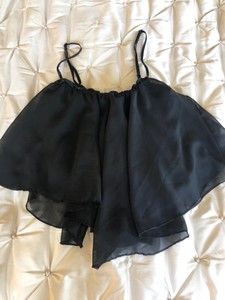 black flowy crop top