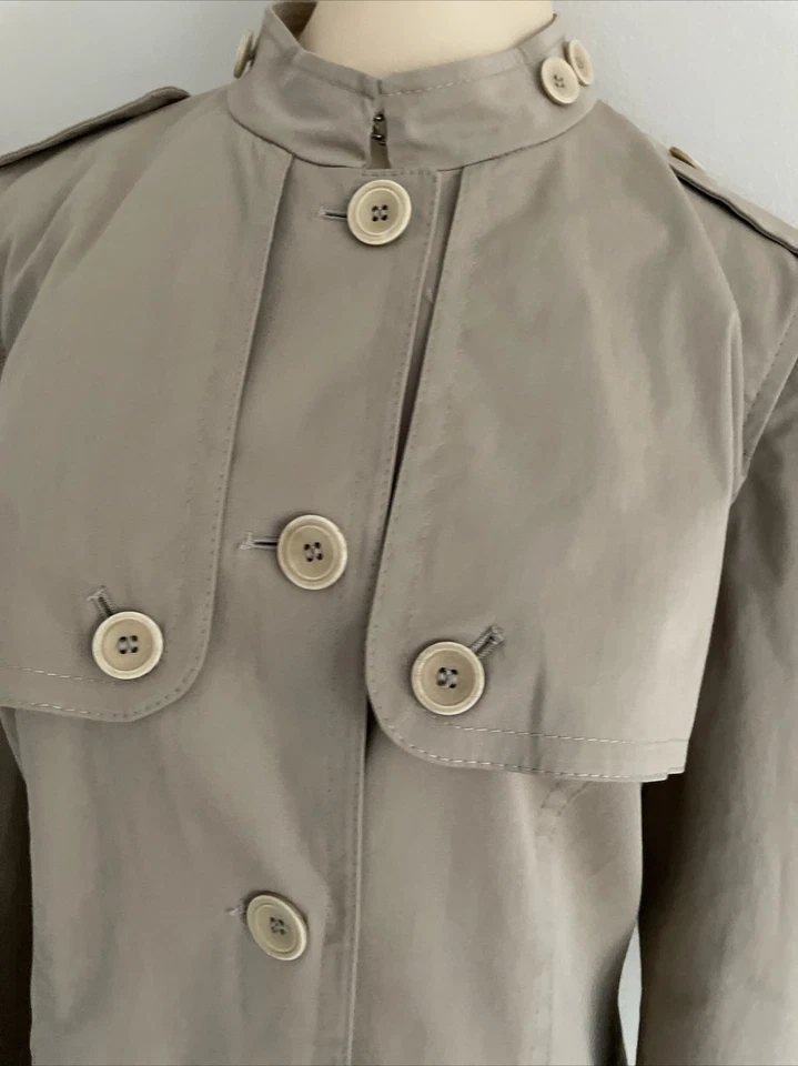 Auténtica Chaqueta Dolce & Gabbana Damas Beige Estilo Militar Talla 44 Foto 3 de 4