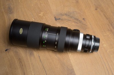 Universa Auto Zoom Lens 1:4,5 f=55mm-300mm   Minolta MD   TOP Zustand