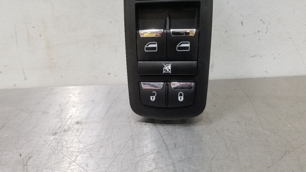 17 2017 MASERATI GHIBLI OEM FRONT DOOR MASTER WINDOW SWITCH 670025406