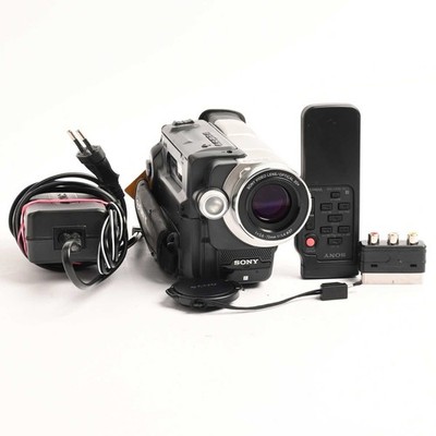 SONY CCD-TRV208E PAL Hi8 Camcorder Handycam Videokamera 560 x zoom  SHP 312073
