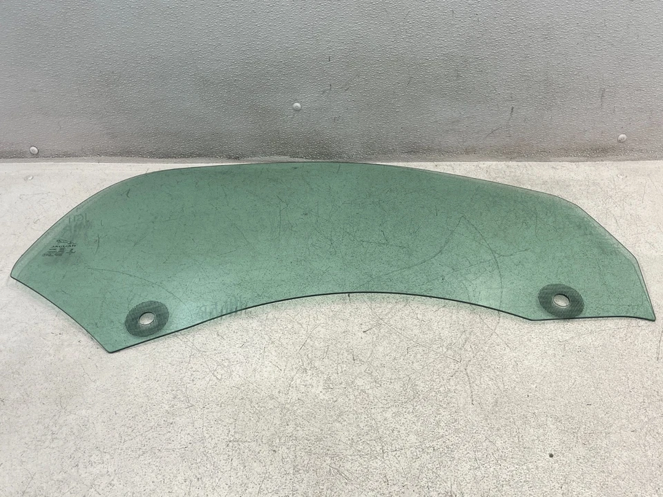 15 16 17 Jaguar F-Type puerta pasajero delantero derecho ventana panel de vidrio 1611 OEM Foto 3 de 4