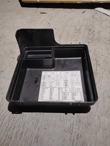 2010 Hyundai Elantra Genuine Fuse Box Top Cover - Foto 2 di 2