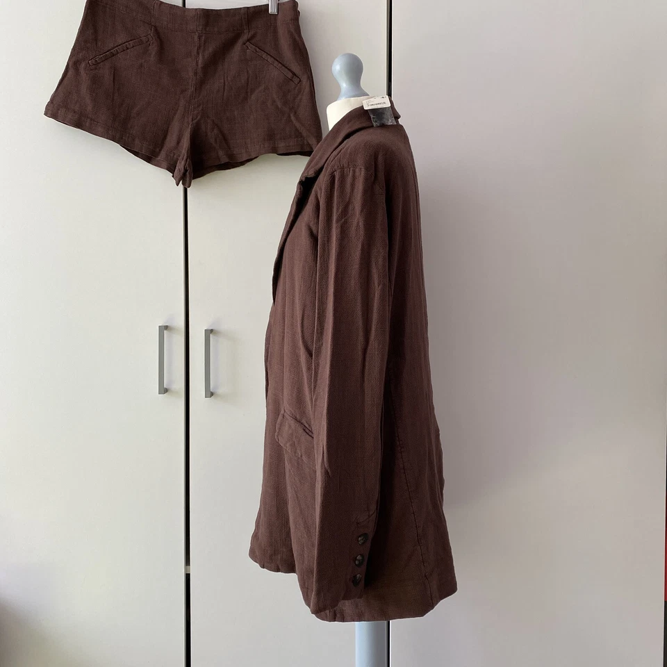 Conjunto de traje corto de dos piezas Free People If You Try talla US6 UK 10 blazer y pantalones cortos Foto 4 de 4