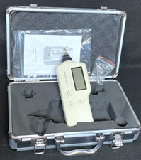 VIBRATION METER,ACCELERATION,VELOCITY,DISPLACEMENT,NEW,CASE,NIB,MANUAL,HANDHELD!