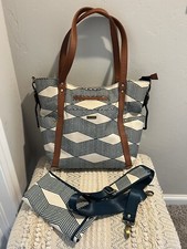 Jj Cole Diaper Bag with Strap and Diaper pad