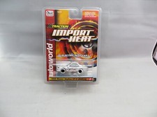 Auto World Import Heat 1999 Nissan Skyline GT-R BNR34 Chase