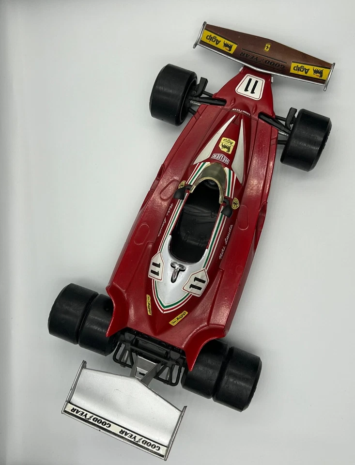 F1 FERRARI 312 T2 NIKI LAUDA #11 POLISTIL 6 RUOTE 1/16 1977 DA COLLEZIONE - Immagine 3 di 4