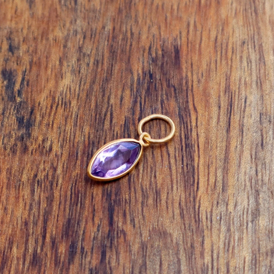 Colgante con dijes de oro macizo de 18 quilates con piedras preciosas talla amatista natural regalo para mujeres niñas Foto 3 de 4