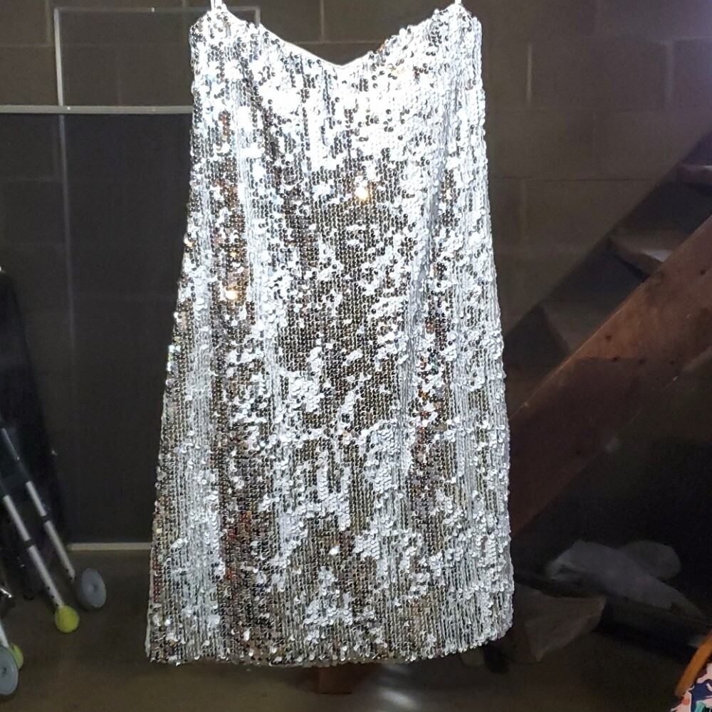 Picture 1 of 2