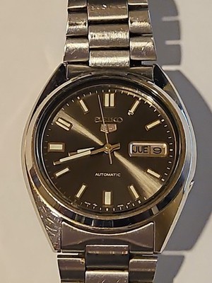 Vintage Seiko 5 Automatic 7009-3040 Men's Watch - All Original