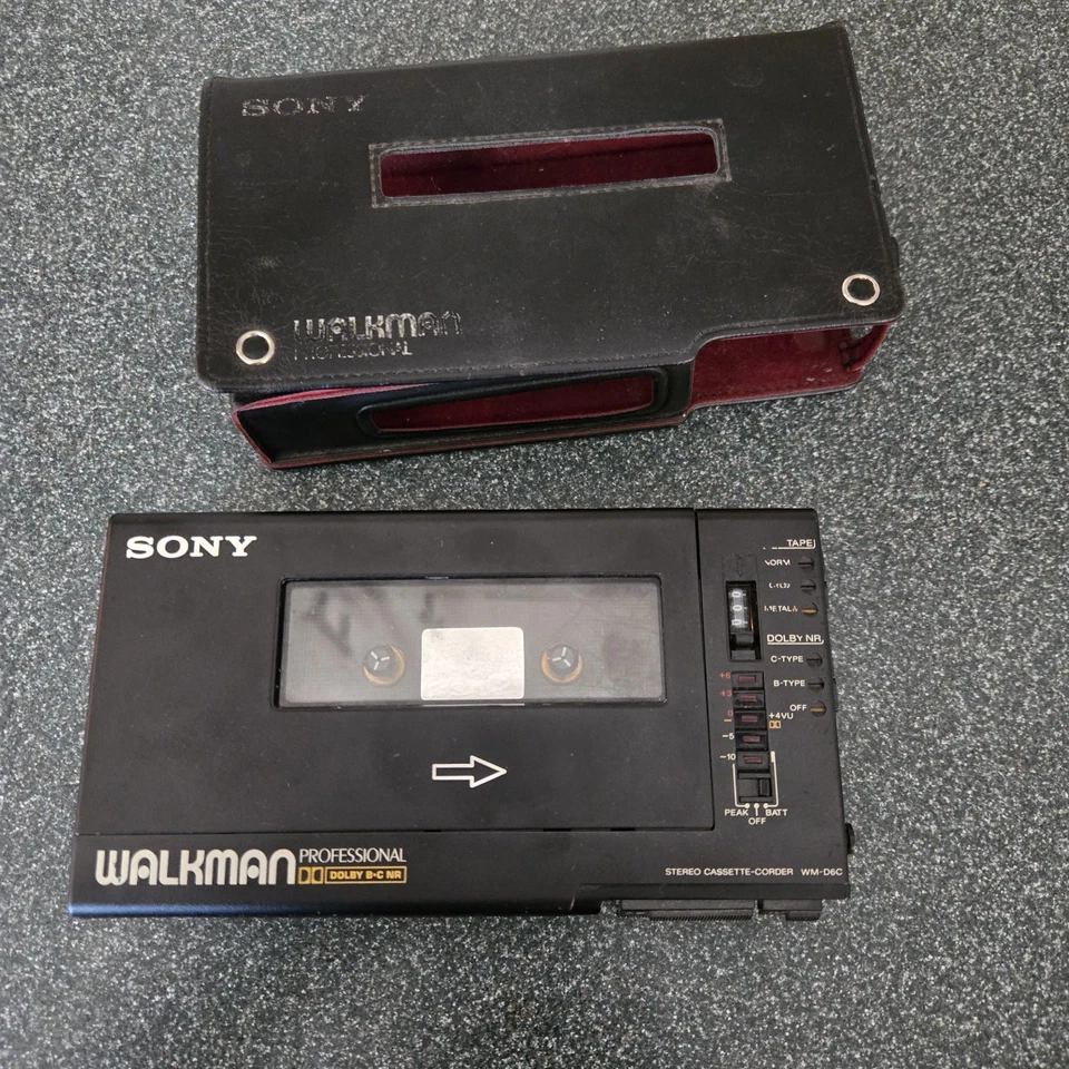 Walkman profesional Sony WM-D6C de colección con estuche cinturones goma cabrestante juego de neumáticos locos Foto 2 de 4